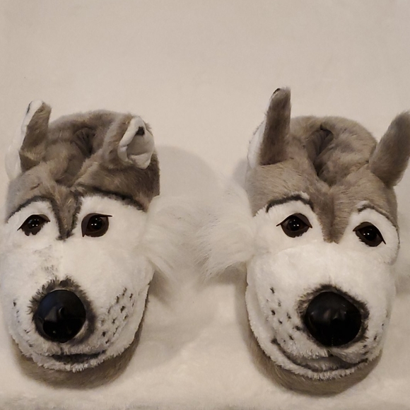 Comfy Feet Other - Comfy Feet "Grey Wolf" Slippers